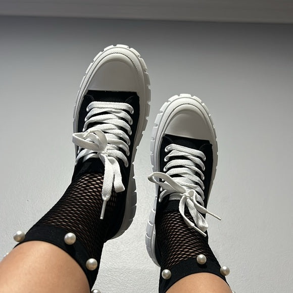 Black platform canvas sneakers