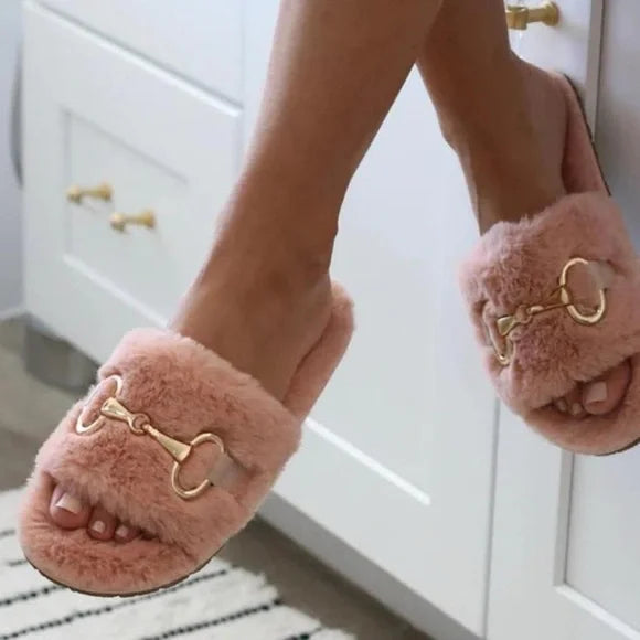 Pink faux fur slippers