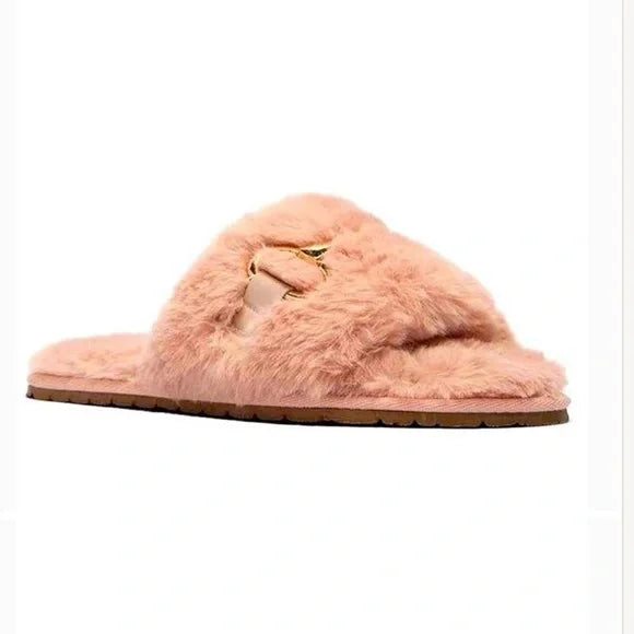 Pink faux fur slippers